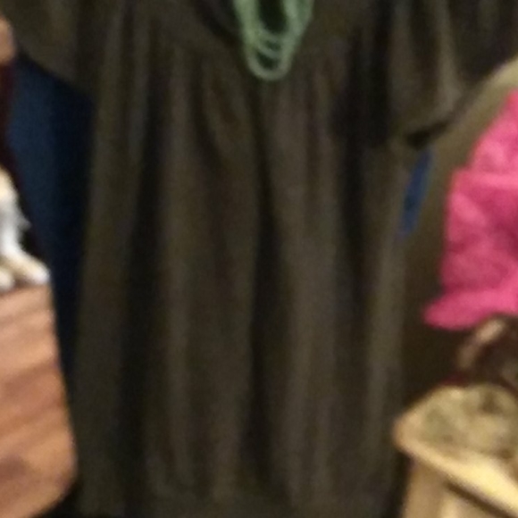 Top - Picture 3 of 3